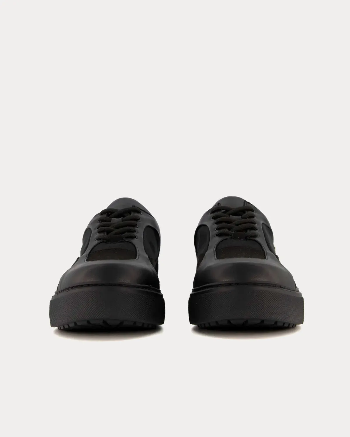 021 University Black Low Top Sneakers