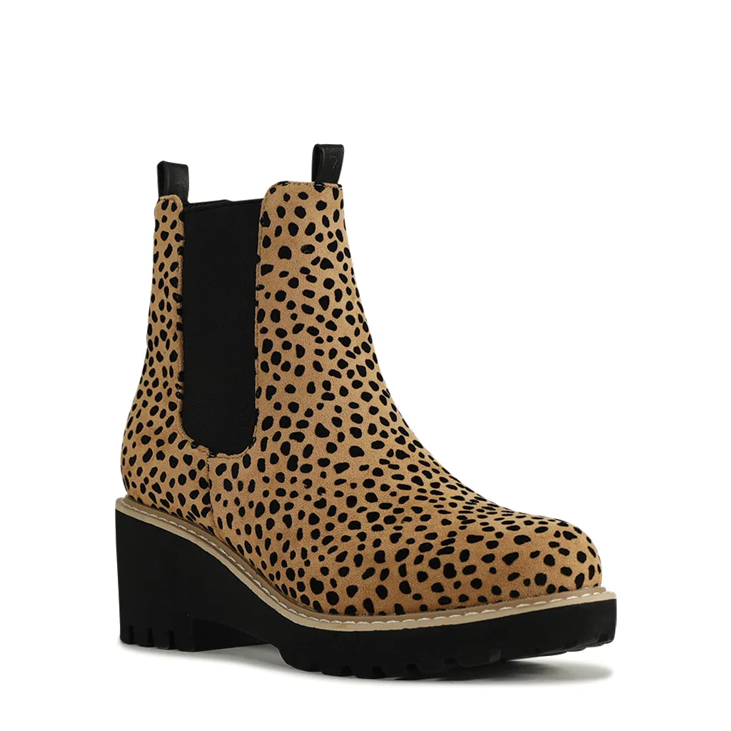 ARI WEDGE ANKLE BOOTS