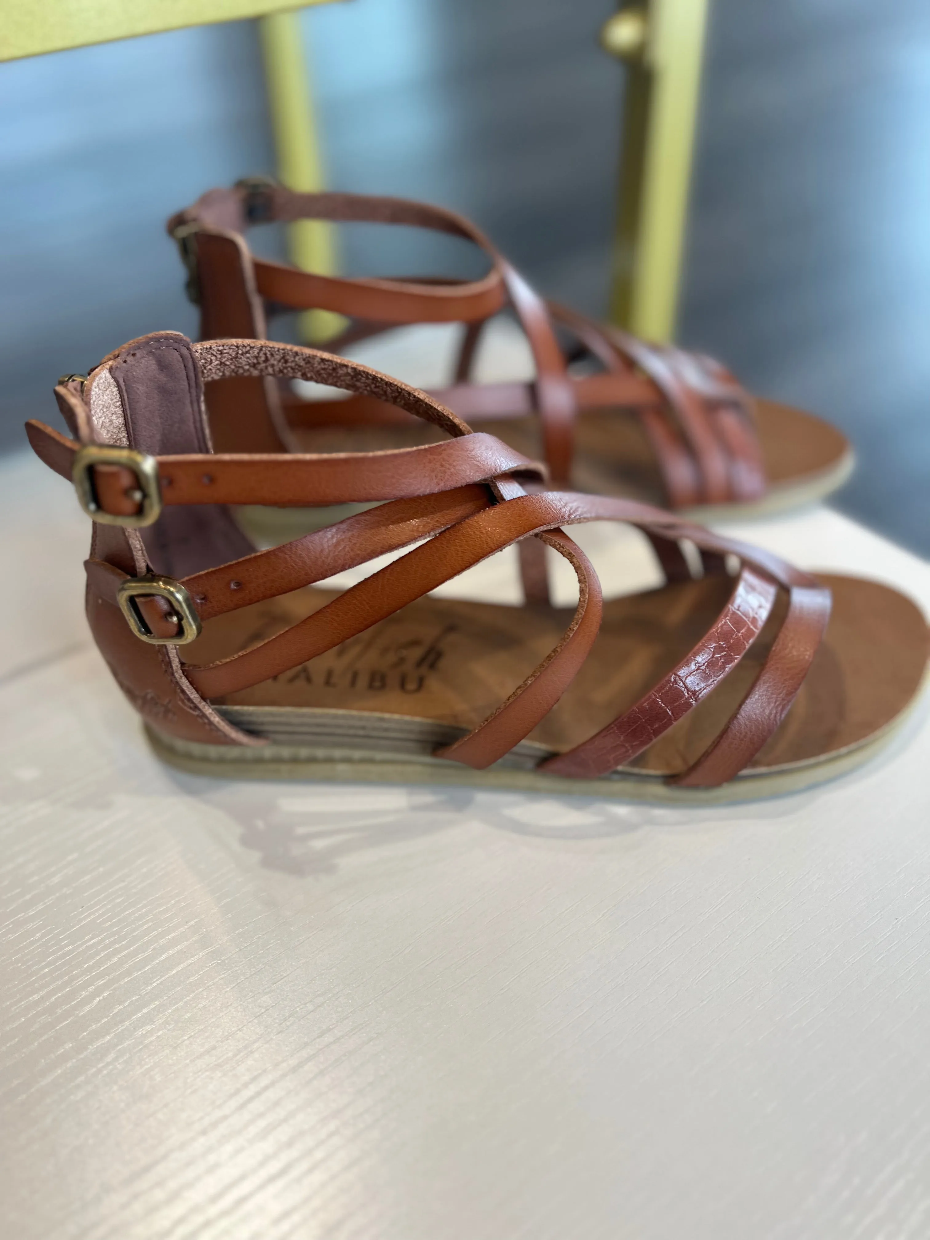 Blowfish Brock Sandals (Wood Dyecut)