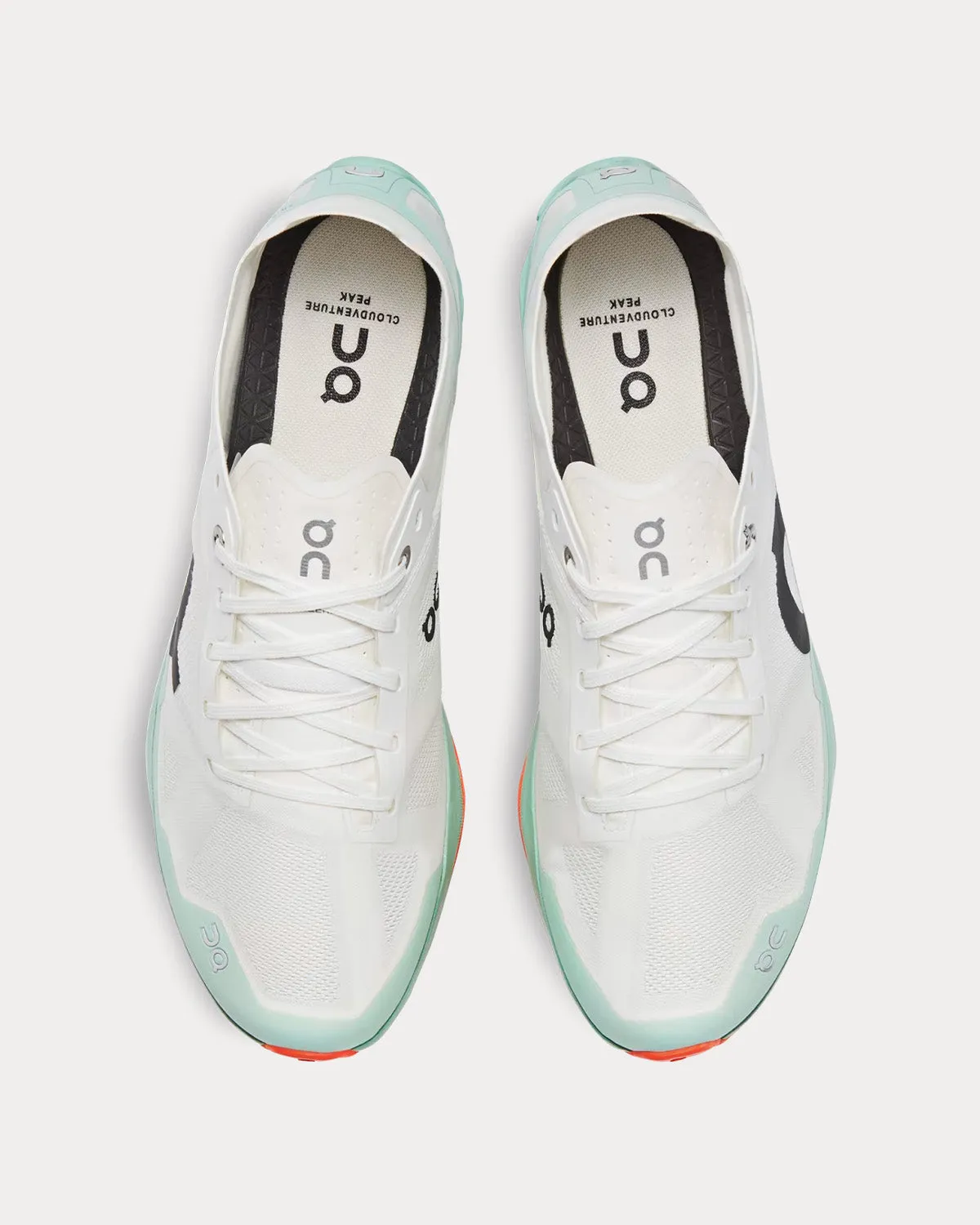 Cloudventure Peak 3 Undyed-White Running Shoes