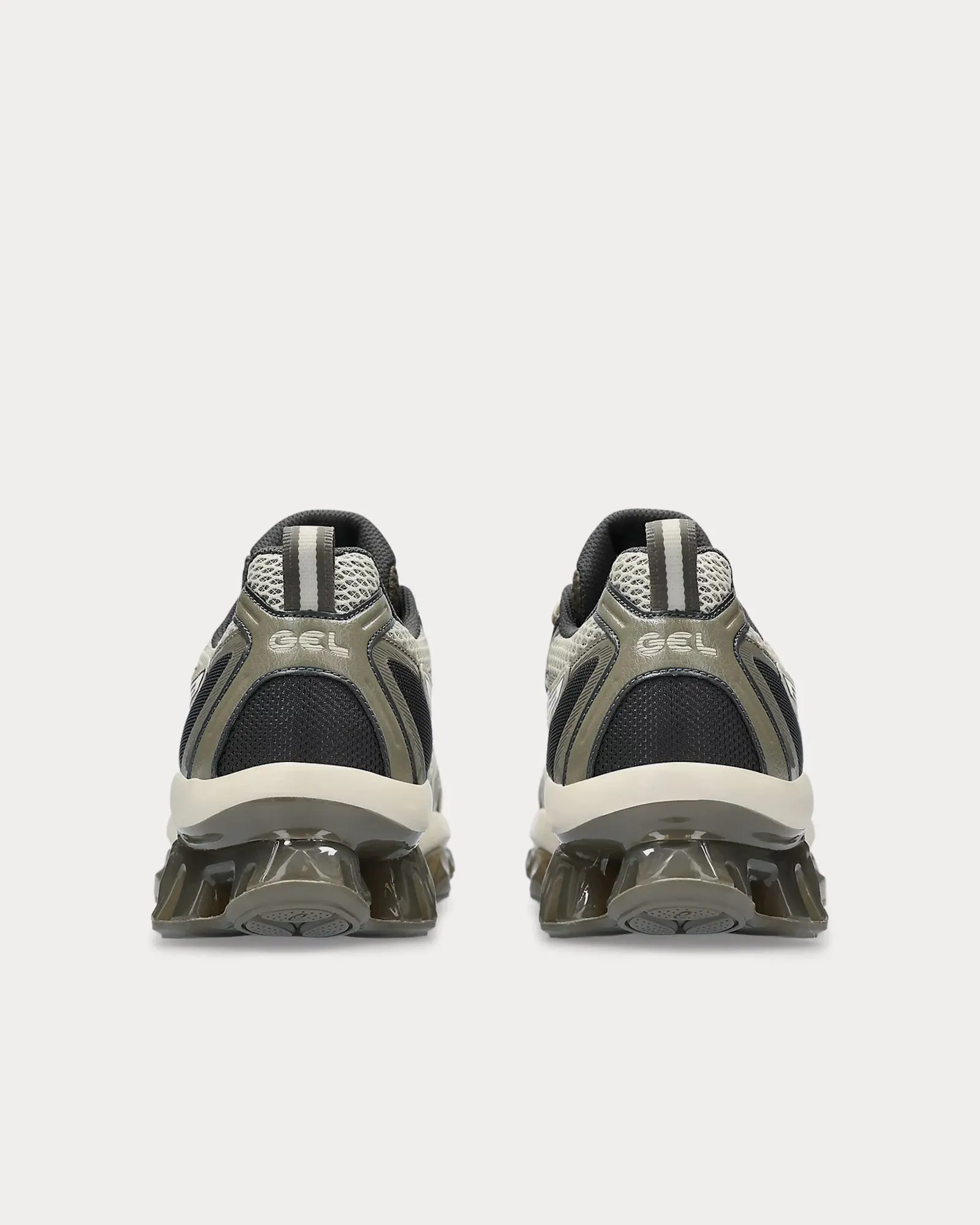 Gel-Quantum Kinetic Birch / Dark Taupe Low Top Sneakers
