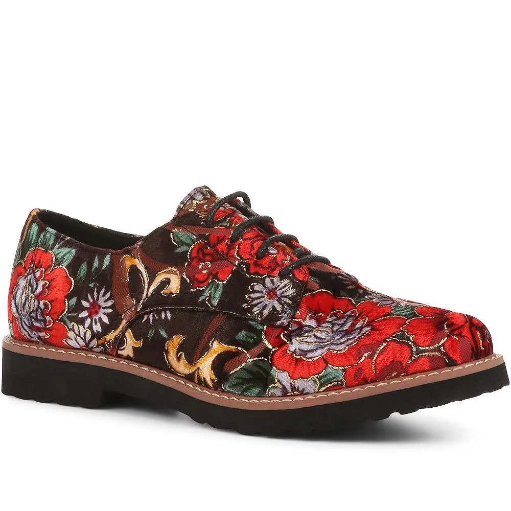 Lightweight Lace-Up Shoes - WBINS36118 / 322 793