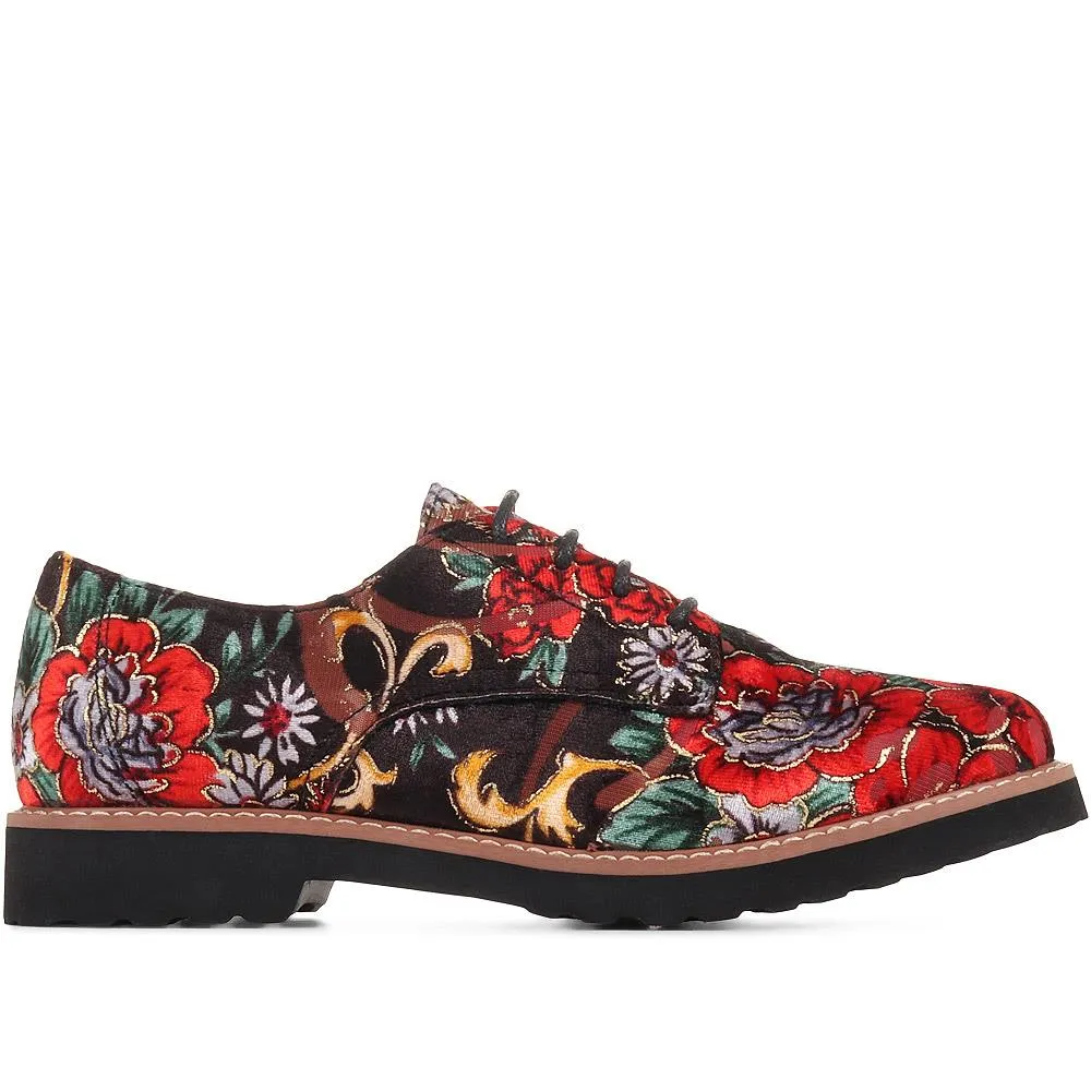 Lightweight Lace-Up Shoes - WBINS36118 / 322 793