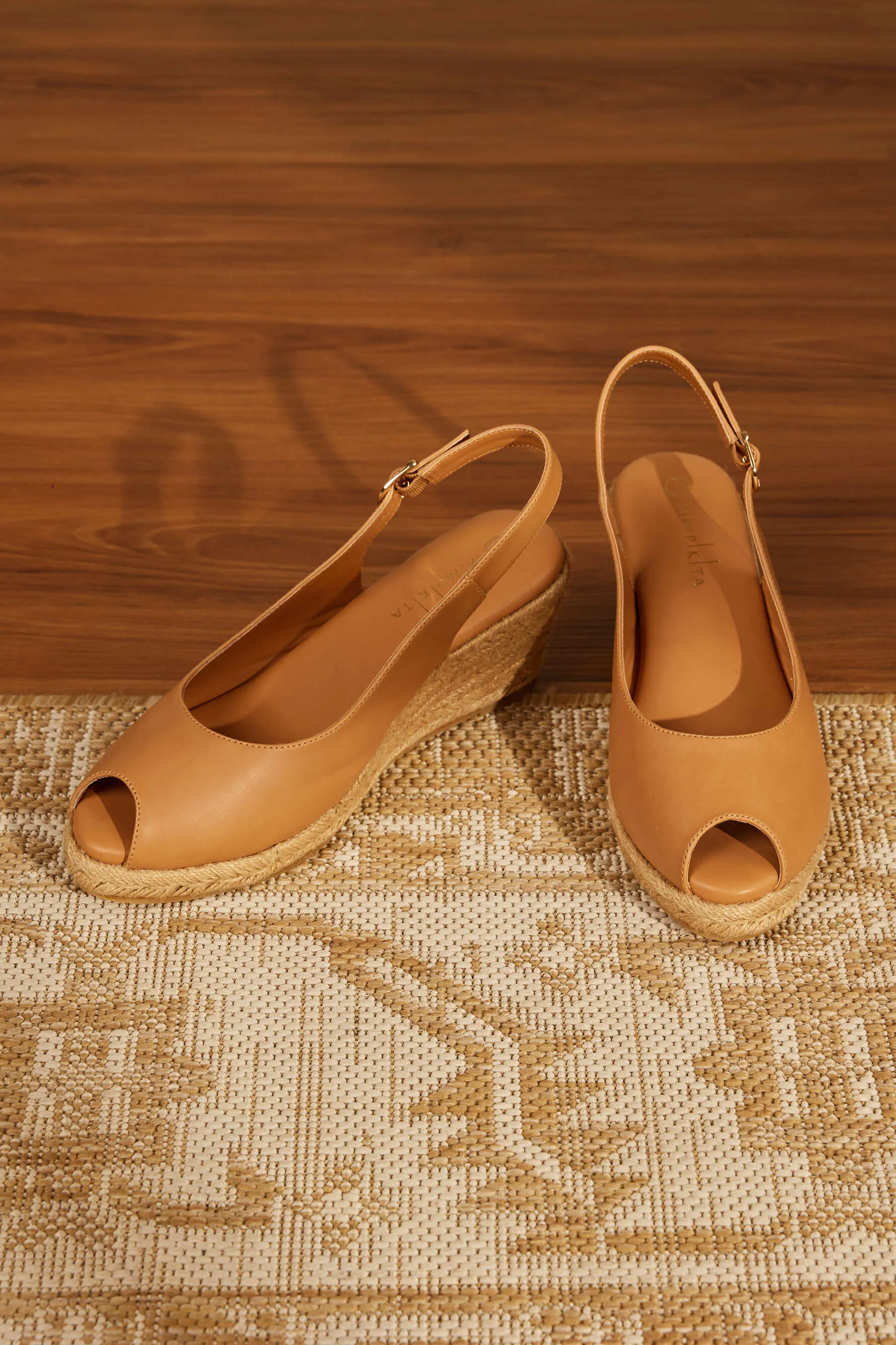Mimpikita Brown Wedges