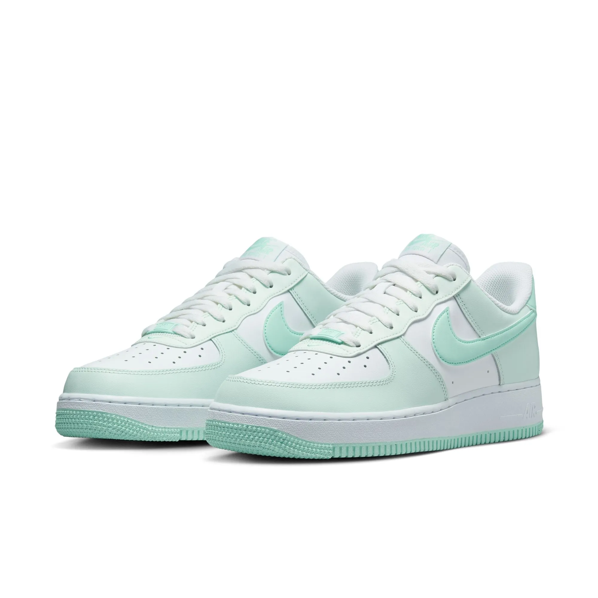 Nike - Men - Air Force 1 '07  - Barely Green/Mint Foam
