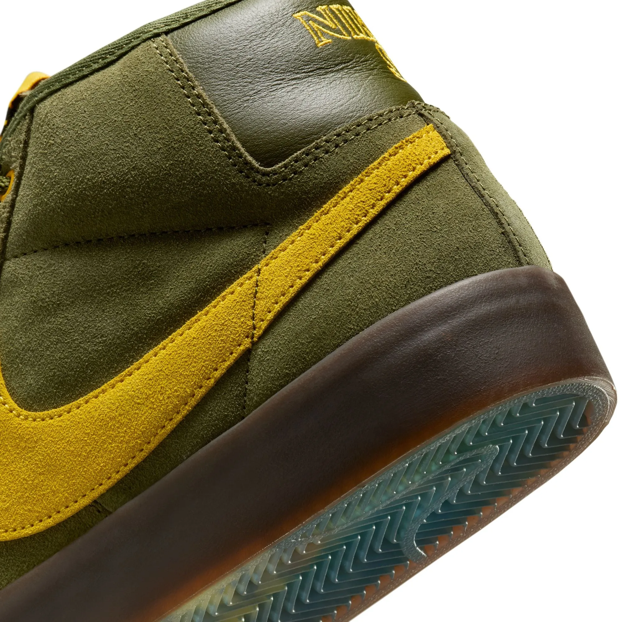 NIKE ZOOM BLAZER MID QS Rough Green Amarillo Rough Green