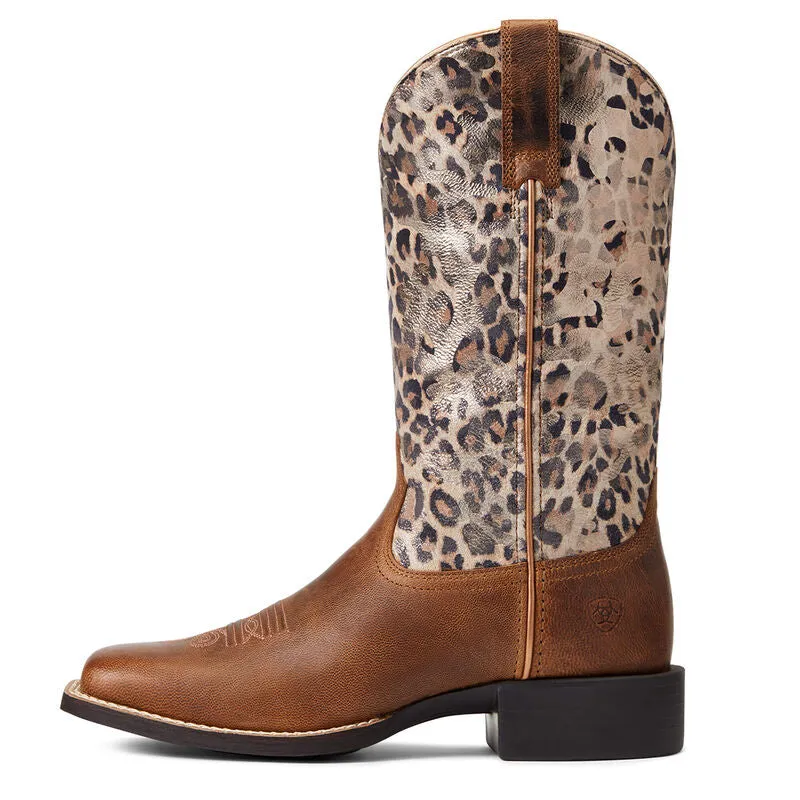 Round Up Wide Square Toe
