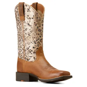 Round Up Wide Square Toe