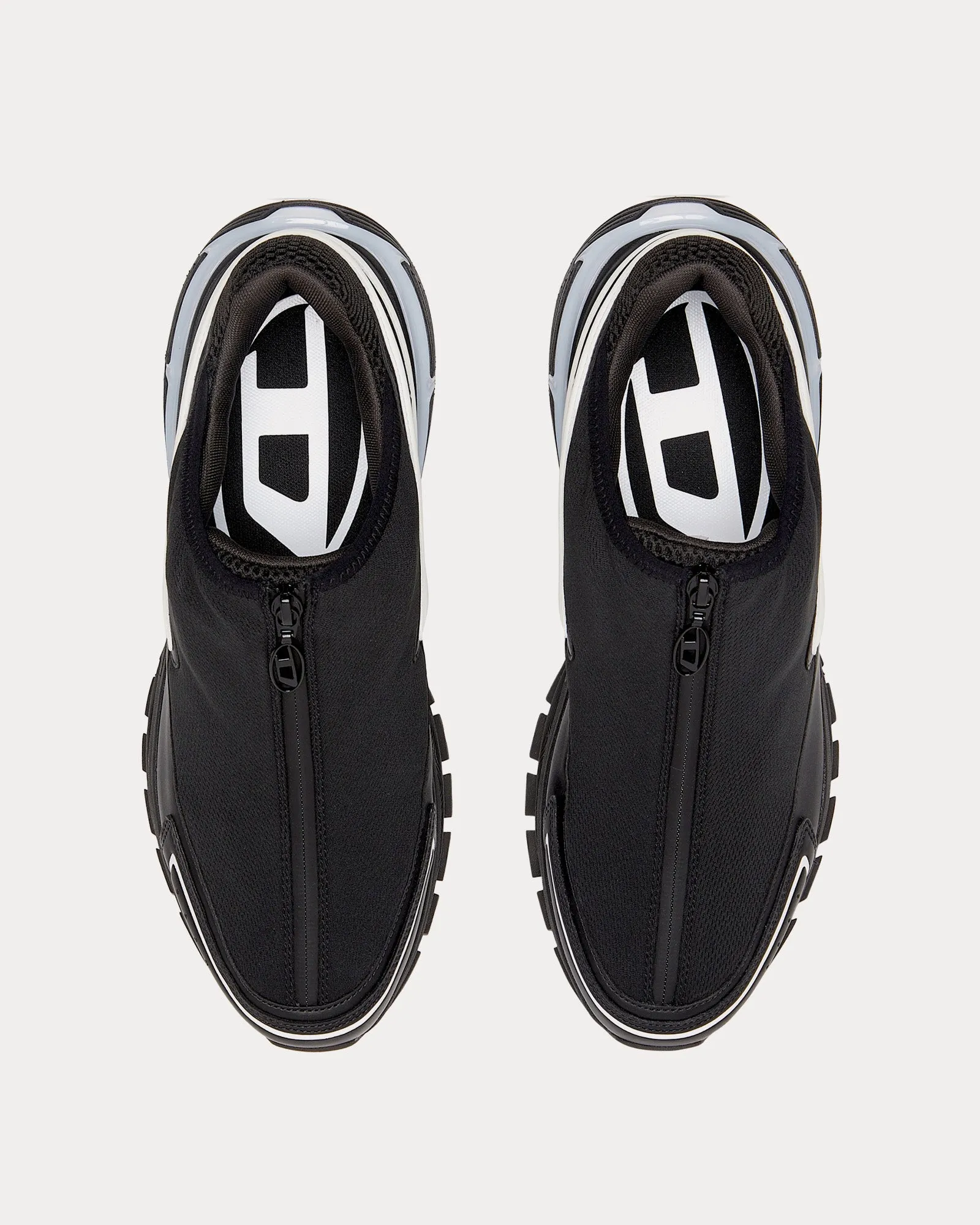S-Serendipity Pro-X1 Zip X Black / White Slip On Sneakers