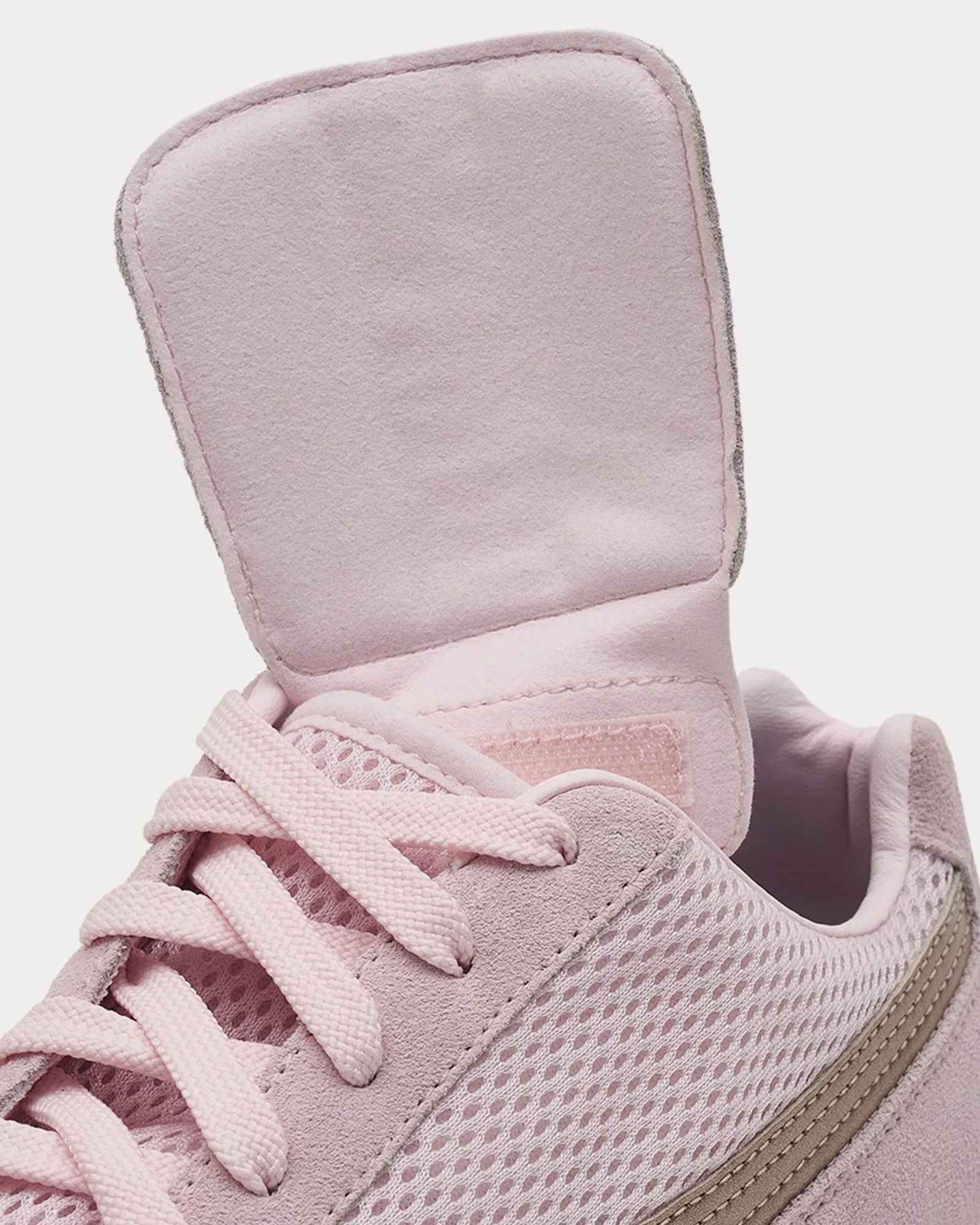 Speedcat Pink / Gold Low Top Sneakers