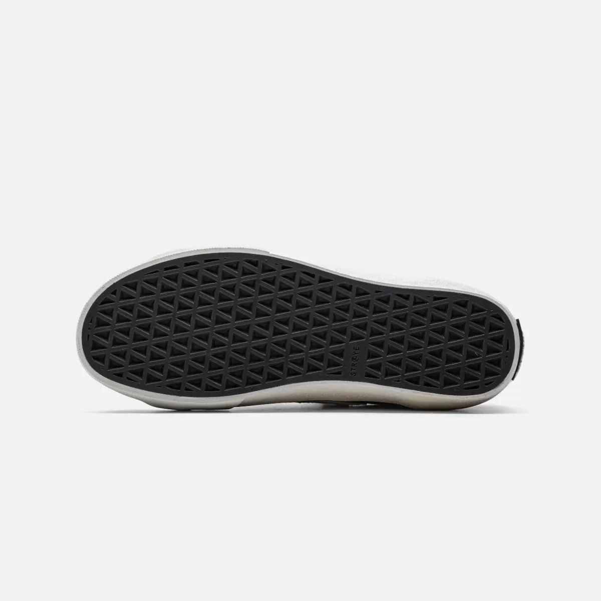 STRAYE Logan Puff Silver Sneakers