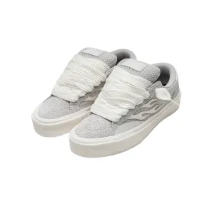 STRAYE Logan Puff Silver Sneakers