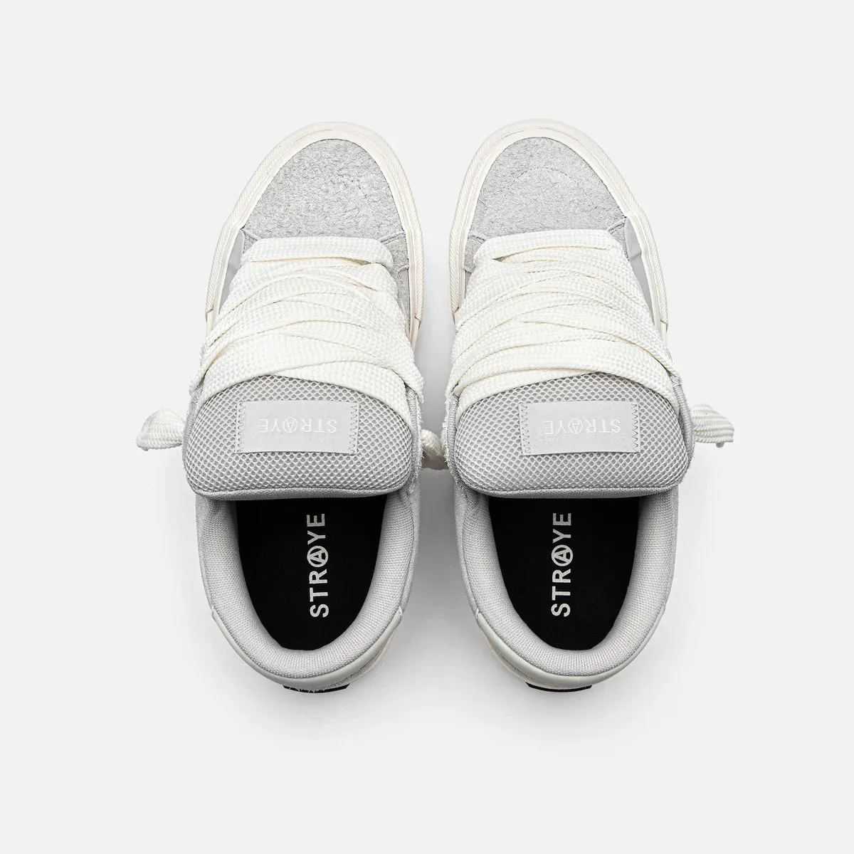STRAYE Logan Puff Silver Sneakers