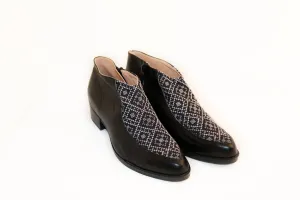 Tatreez Bootie in Black