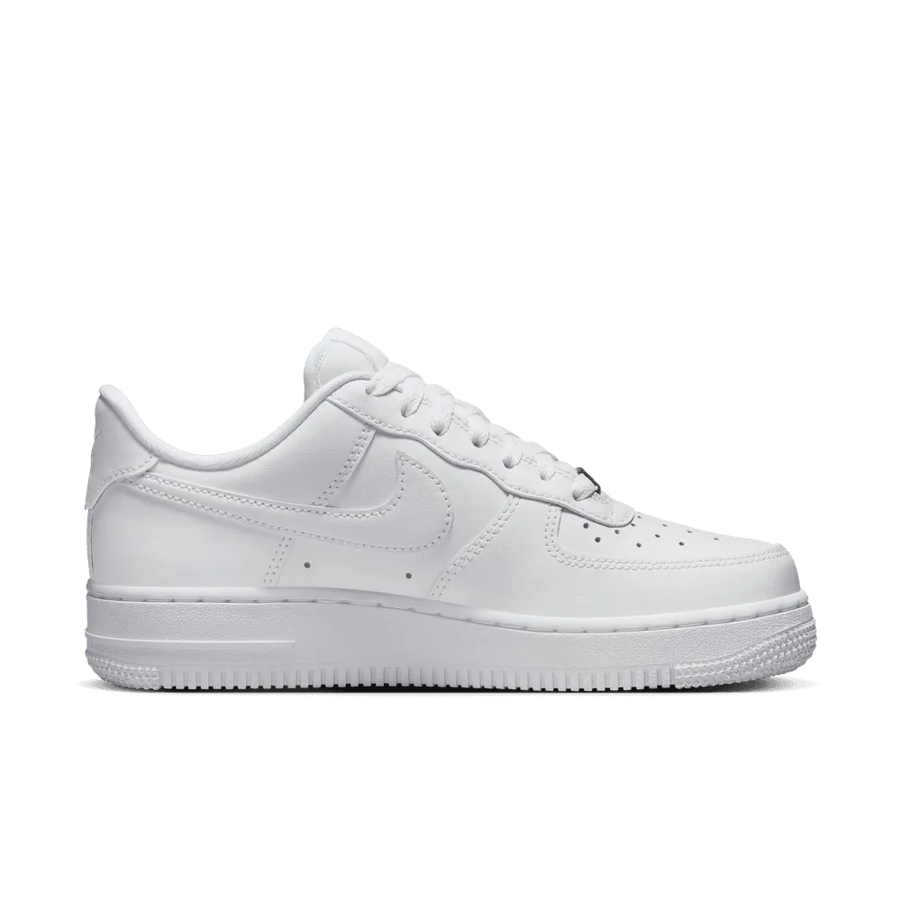 WOMENS AIR FORCE 1 '07 WHITE/CHROME-METALLIC SILVER