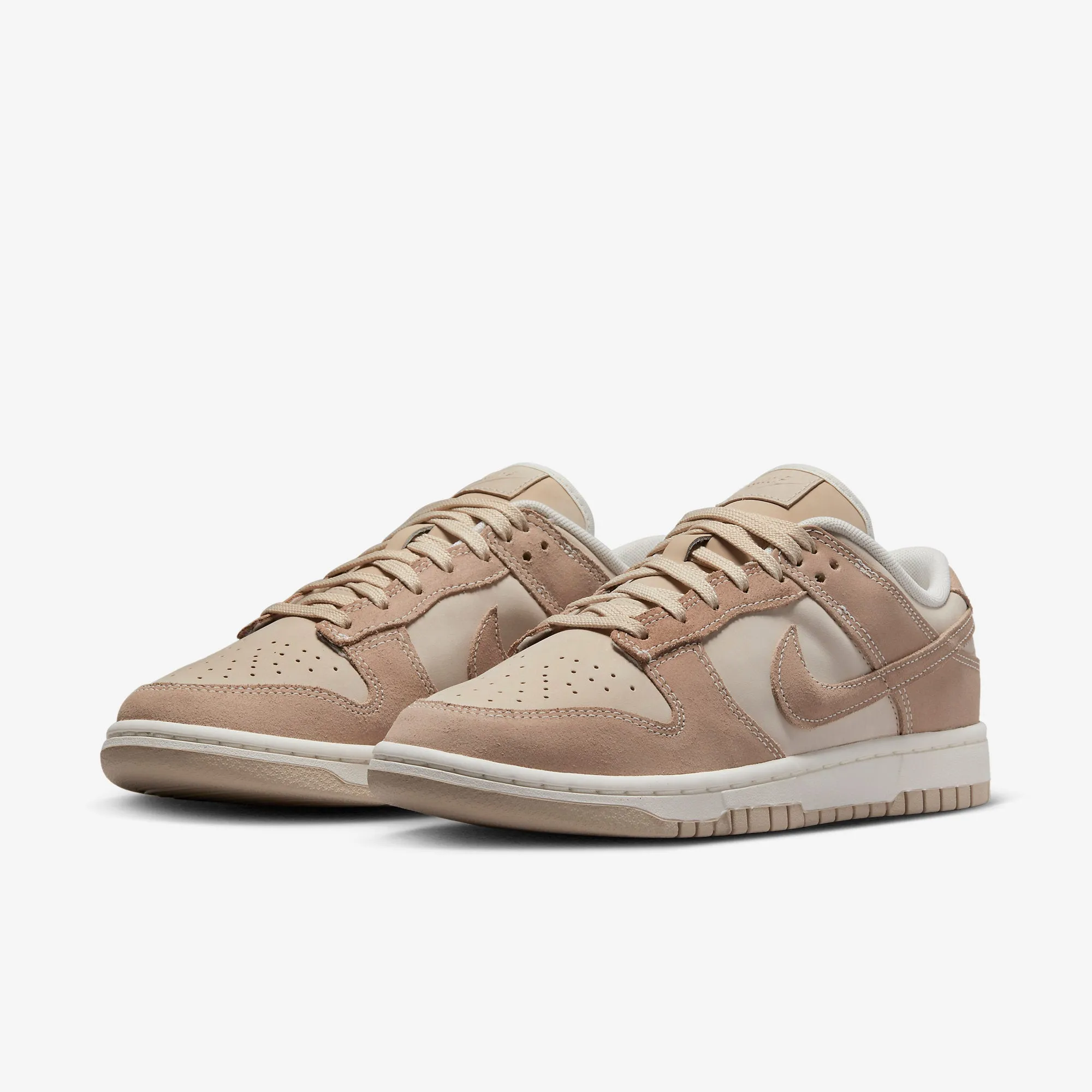 Women's Nike Dunk Low "Sand Drift" (Sand Drift/Sail/Hemp)(FD0873-126)